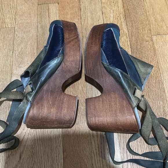 ‼️FREE PEOPLE clogs‼️ - Picture 6 of 13
